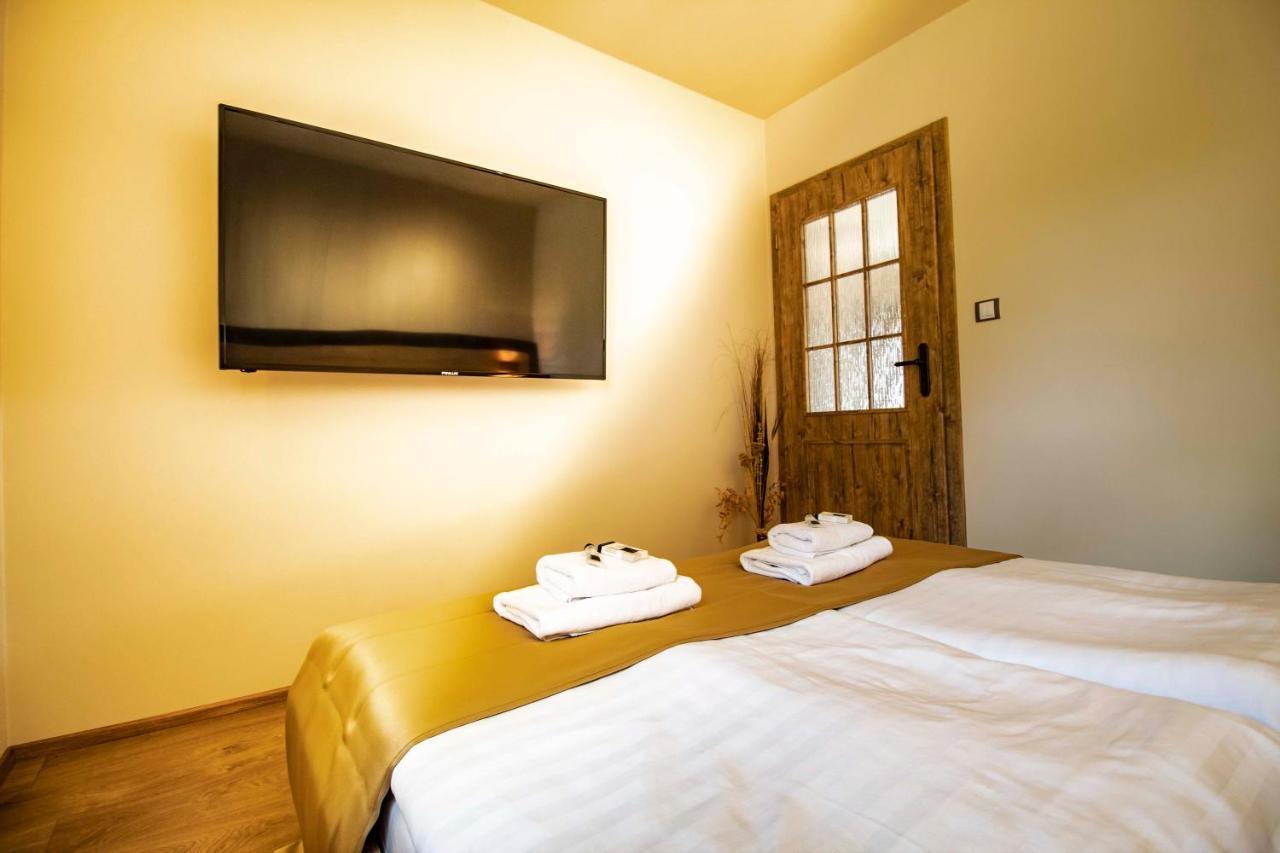 Residence Klazary U Zumberka Kamenna Luaran gambar